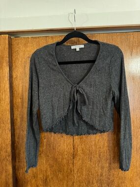 gaze Gray Ribbed Tie-Front Cropped Cardigan